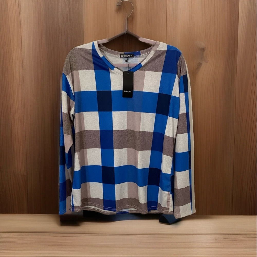NWT Blue Long Sleeved V-Neck Top Size XL